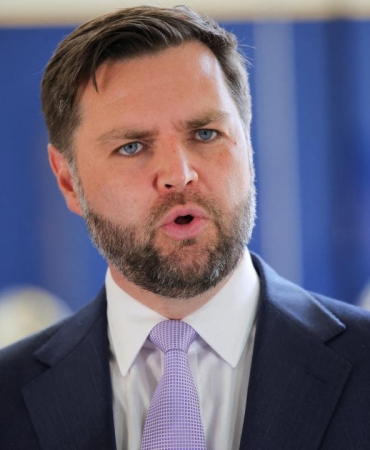 ABD Başkan Yardımcısı Vance, İran'a olası saldırıların uzun savaşa dönüşme ihtimali olmadığını söyledi