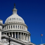 ABD'de elinde silahla Kongre Binası'na doğru koşan şüpheli gözaltına alındı