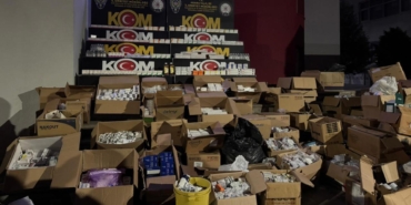 Adana'da ruhsatsız depoda 1 milyon 123 bin ilaç ele geçirildi