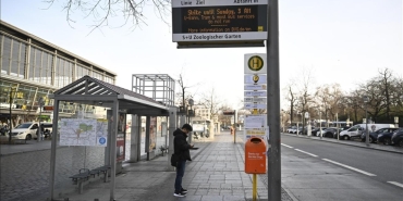 Almanya'da yeni grev dalgası toplu ulaşımı felç etti