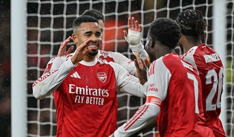 Arsenal sahasında 4 golle turladı: İşte maçın özeti