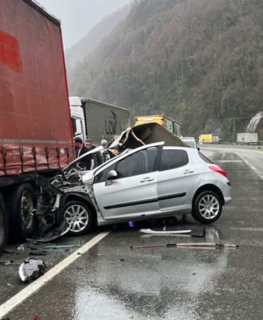 Artvin'de feci kaza: 2 ölü