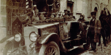 Atatürk'ün soyağacı ve az bilinen fotoğrafları albümde toplandı