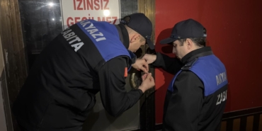 Ayakla hamur çiğnenen tatlı imalathanesi mühürlendi