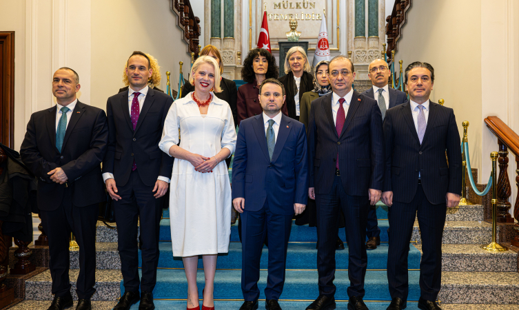 Bakan Gürlek, Slovenya Ulusal Meclis Başkanı ile görüştü