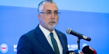 Bakan Işıkhan: Kayıtlı kadın istihdamının teşvik edilmesi için çalışmalarımızı sürdüreceğiz