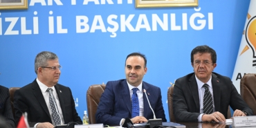 Bakan Kacır: 2 bin kilometre menzilli füzeler geliştiriyoruz