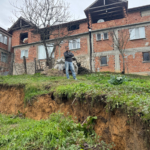 Bartın'da heyelan: 3 evde çatlaklar oluştu