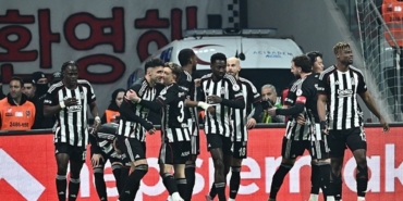 Beşiktaş evinde Göztepe'yi rahat yendi! (İŞTE MAÇIN ÖZETİ)