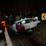 Beykozda otomobil ile ticari araç çarpıştı: 1 ölü, 5 yaralı