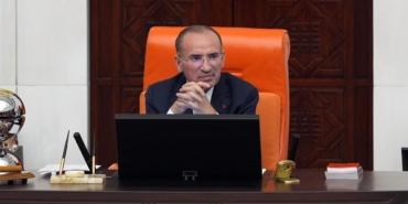 Bozdağ: Meclis'te Anayasa ve İçtüzük hükümlerine aykırı bir iş ve işlem yapılmamıştır