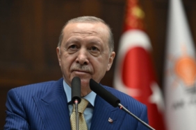 Cumhurbaşkanı Erdoğan: Zihnen fosilleşmiş güruhun hezeyanlarına gülüp geçiyoruz