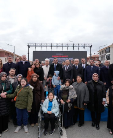 Cumhurbaşkanı Yardımcısı Yılmaz: 11 şehrimizi yeniden inşa ettik