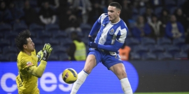 Deniz Gül'ün menajerinden Fenerbahçe'ye flaş yanıt: Galatasaray'dan başka oynamaz!