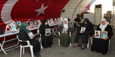 Diyarbakır anneleri ramazanda da evlatları için nöbette