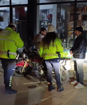 Ehliyetsiz sürücü ile araç sahibine 303 bin lira ceza