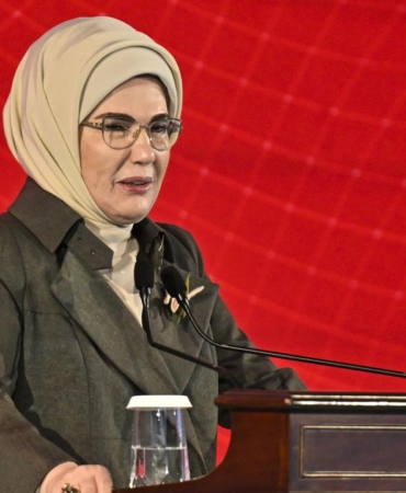 Emine Erdoğan: Küresel olarak yılda 7 milyon insan sigara nedeniyle hayatını kaybediyor