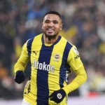 En Nesyri Fenerbahçe'den ayrılıyor! Takım arkadaşlarıyla vedalaştı