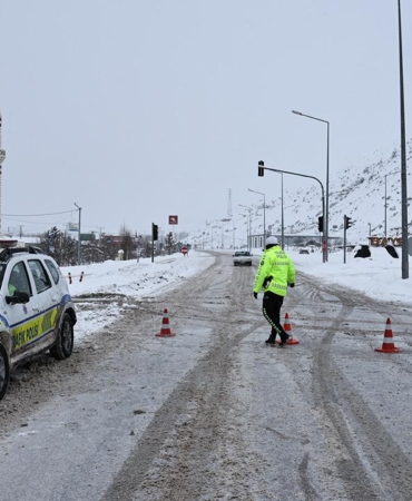Erciyes yolu araç trafiğine açıldı