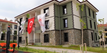 Eskişehir ve Karaman'da Yüzyılın Konut Projesiiçin kura heyecanı