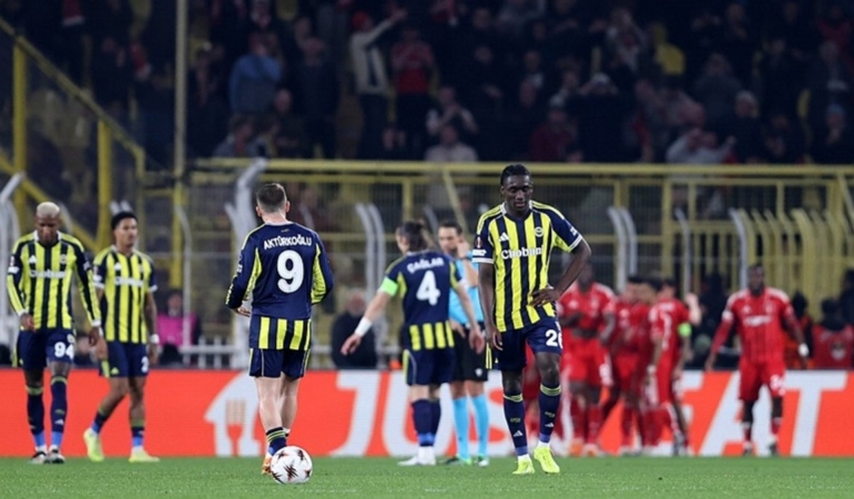 Fenerbahçe sahasında Nottingham Forest'a kaybetti! (İŞTE MAÇIN ÖZETİ)