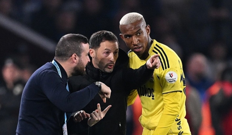 Fenerbahçe'de Tedesco kariyer zirvesine koşuyor! Sezonun geri kalanında 3 galibiyet daha alırsa...