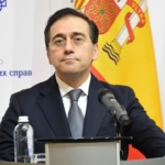 Filistin, İspanya Dışişleri Bakanı Albares'e devlet liyakat nişanı verdi