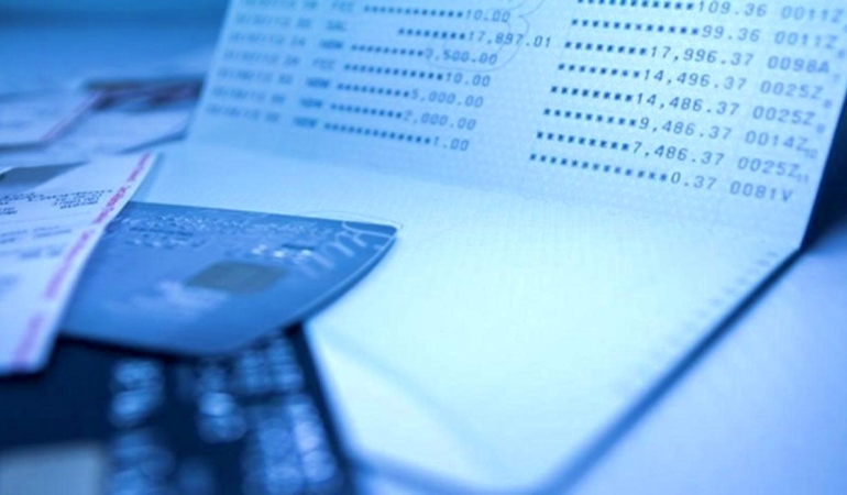 Fransa'da yaklaşık 1,2 milyon banka hesabına yasa dışı erişim sağlandığı ortaya çıktı