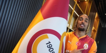 Galatasaray Sacha Boey transferini video ile duyurdu!