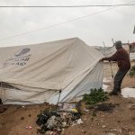 Gazze Belediyesi: Etkili olan fırtına nedeniyle yüzlerce çadır sular altında kaldı