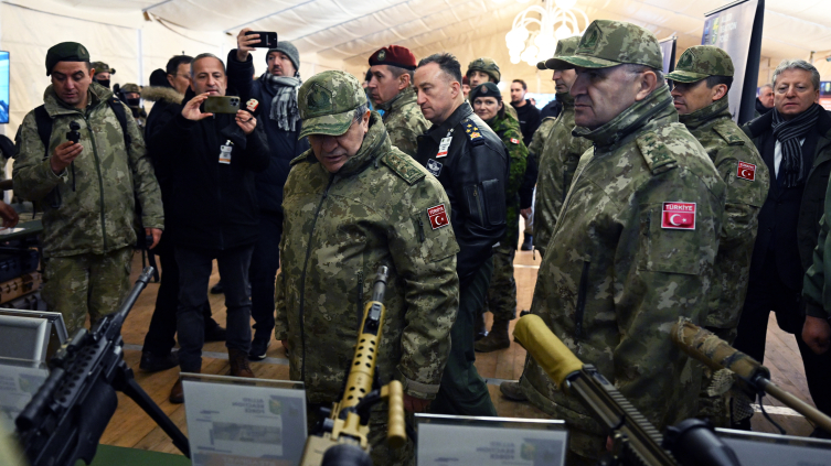 Genelkurmay Başkanı Orgeneral Bayraktaroğlu NATO tatbikatının seçkin gözlemci gününe katıldı