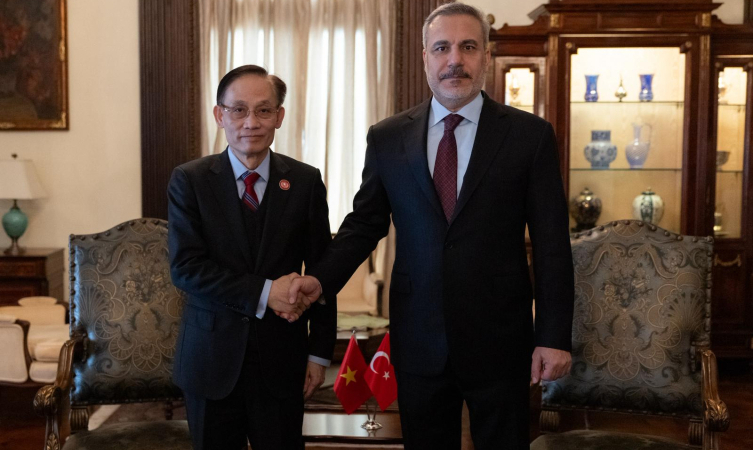 Hakan Fidan'dan ABD'de diplomasi trafiği