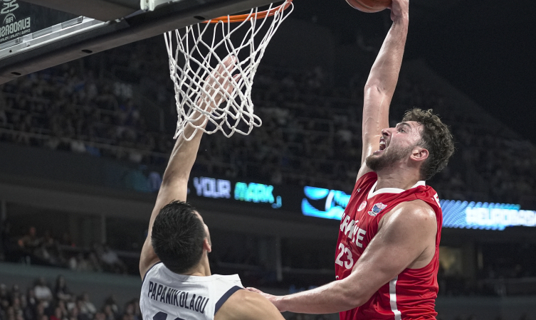 İletişim Başkanı Duran, AA'nın Yılın Kareleri oylamasına katıldı