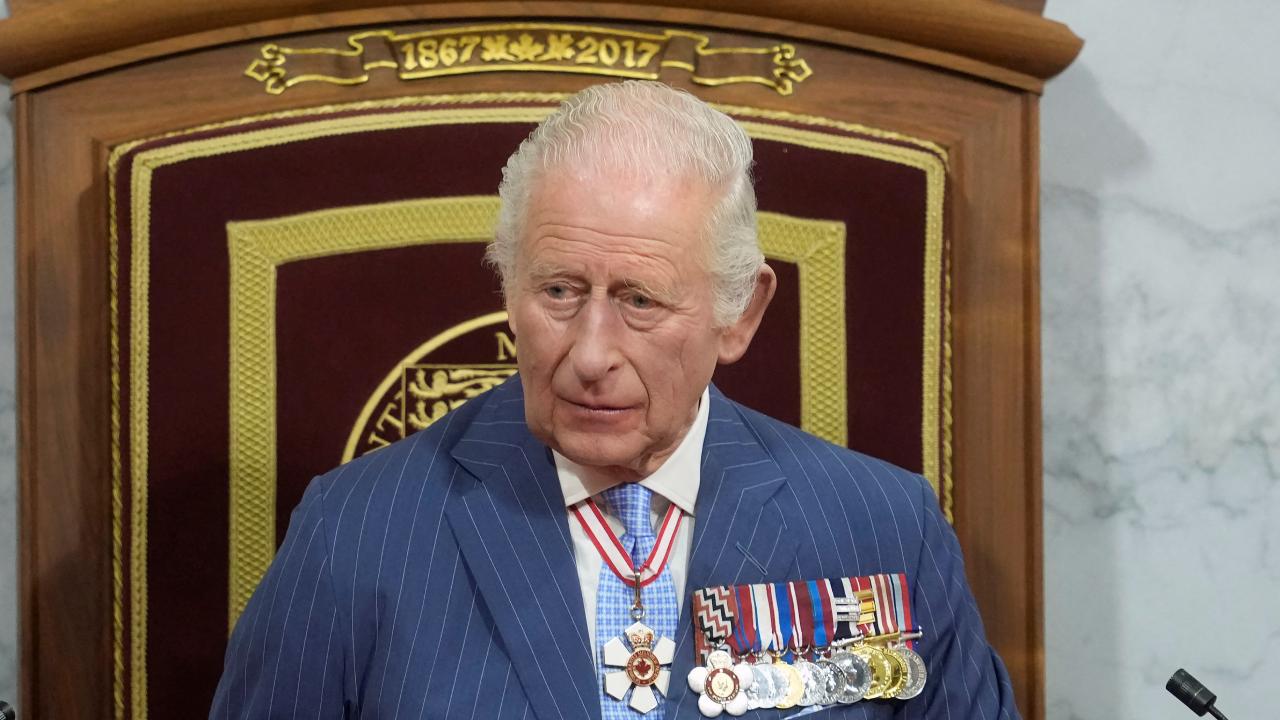 İngiltere Kralı Charles'tan kardeşi Andrew'un gözaltına alınmasının ardından Yasa işlemeli mesajı