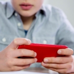 İnternet kullanımı filtrelenmeyen çocuklar suça yönelebiliyor