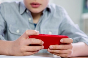 İnternet kullanımı filtrelenmeyen çocuklar suça yönelebiliyor