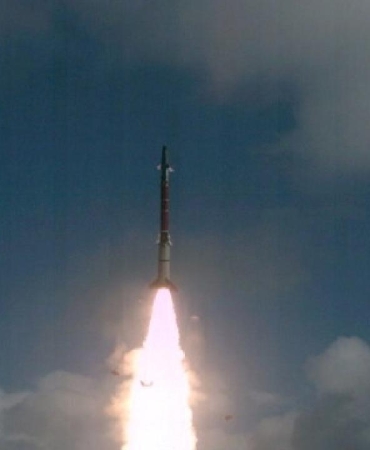 İran Ordusu: Hava savunma sistemi tarafından 12 İHA düşürüldü