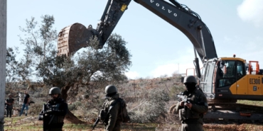 İşgalci İsrail, Batı Şeria'da 777 ağacı sökerek 761 bin dolarlık zarara yol açtı