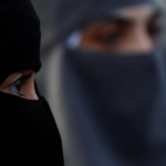 İspanya Kongresi'nde burka yasağı reddedildi