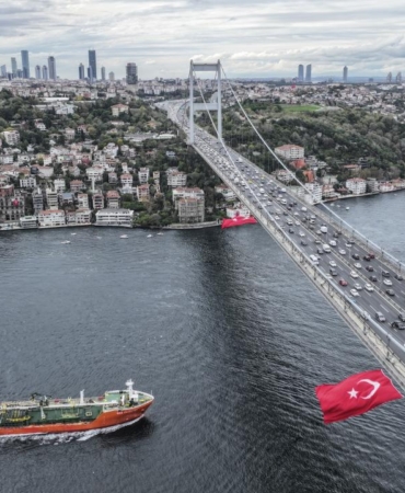 İstanbul Boğazı'ndan geçen yıl 40 bin 172 gemi geçti