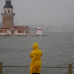 İstanbul'da akşam saatleri için fırtına uyarısı