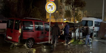 İstanbul'da fırtına hayatı olumsuz etkiledi