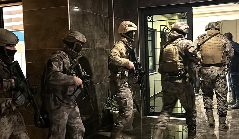 İstanbul'da saldırı hazırlığındaki 4 DHKPCli yakalandı