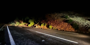 İstanbulİzmir Otoyolu toprak kayması nedeniyle ulaşıma kapatıldı