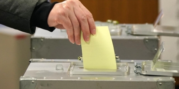 Japonya erken genel seçim için sandık başına gitti