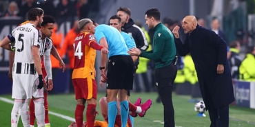 Juventus, Galatasaray karşısında 10 kişi kaldı!