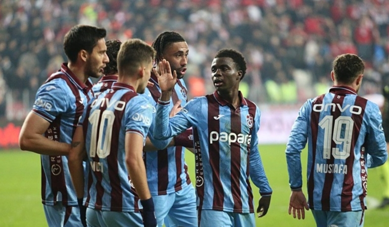 Karadeniz derbisinde kazanan Trabzonspor! 3 puan 3 golle geldi