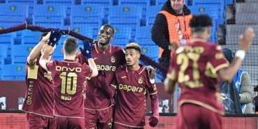 Karadeniz derbisinde Trabzonspor'un hedefi 3 puan! İşte Fatih Tekke'nin Samsunspor maçı muhtemel 11'i