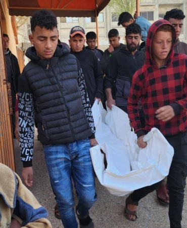 Katil İsrail'in ramazana başlayan Gazze'de düzenlediği saldırıda 1 kişi hayatını kaybetti