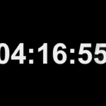 Mehmetçik'ten deprem şehitleri için saygı duruşu